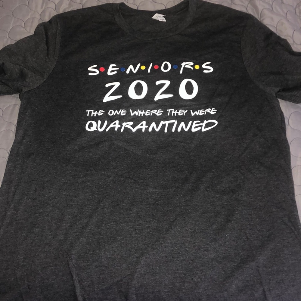 Short sleeve shirt